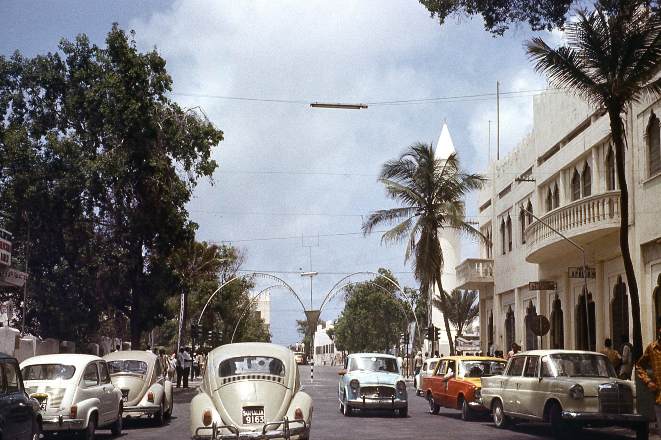 Mogadishu in its golden years: Archival photographs preserve memories of Somalia’s capital before the civil war that erupted in 1991, showing a city shaped by coastal trade, distinctive architecture and a vibrant cultural life.