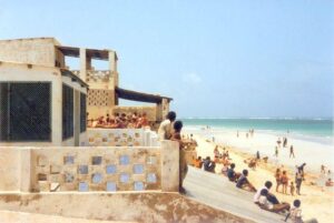 Mogadishu in its golden years: Archival photographs preserve memories of Somalia’s capital before the civil war that erupted in 1991, showing a city shaped by coastal trade, distinctive architecture and a vibrant cultural life.
